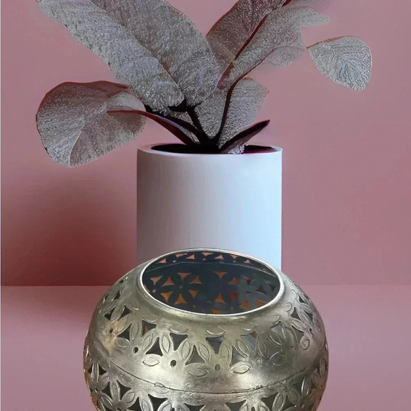 Actona Coral Tea Light Holder - Picture 4 of 8